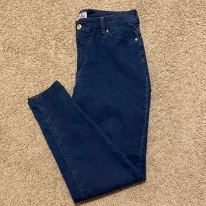 Size 14 Pennington skinny jeans